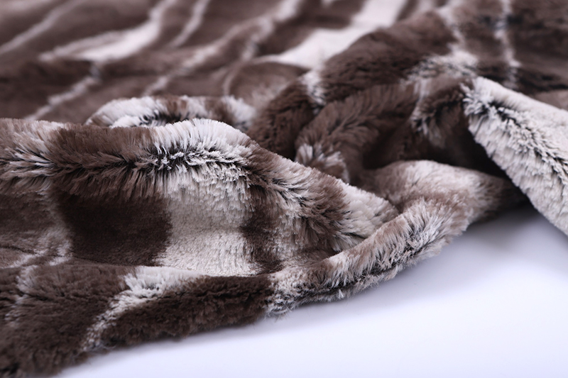 Imitation dischargeprint artificial fur